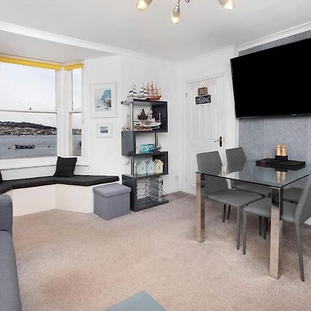 Beach Front Flat Shaldon With Parking Kültér fotó
