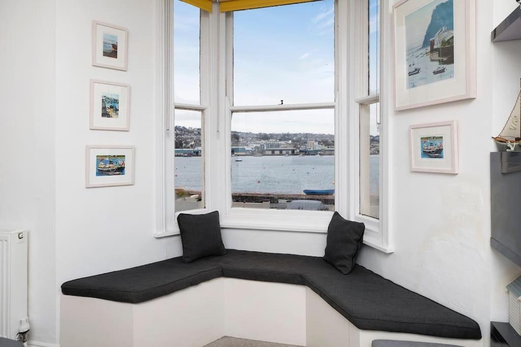 Beach Front Flat Shaldon With Parking Kültér fotó