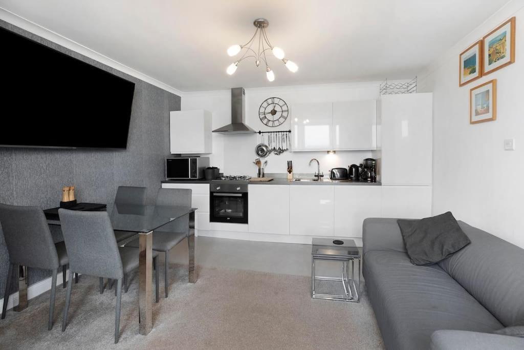 Beach Front Flat Shaldon With Parking Kültér fotó